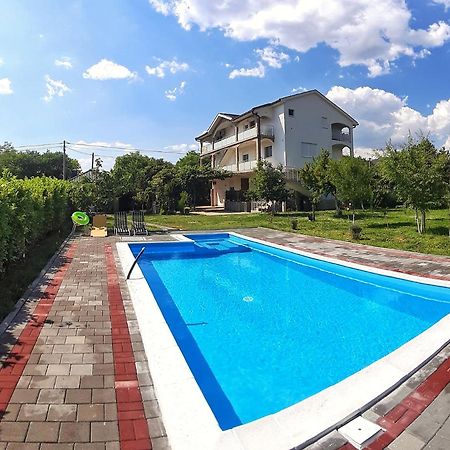 Villa Mimoza ブラガイ エクステリア 写真